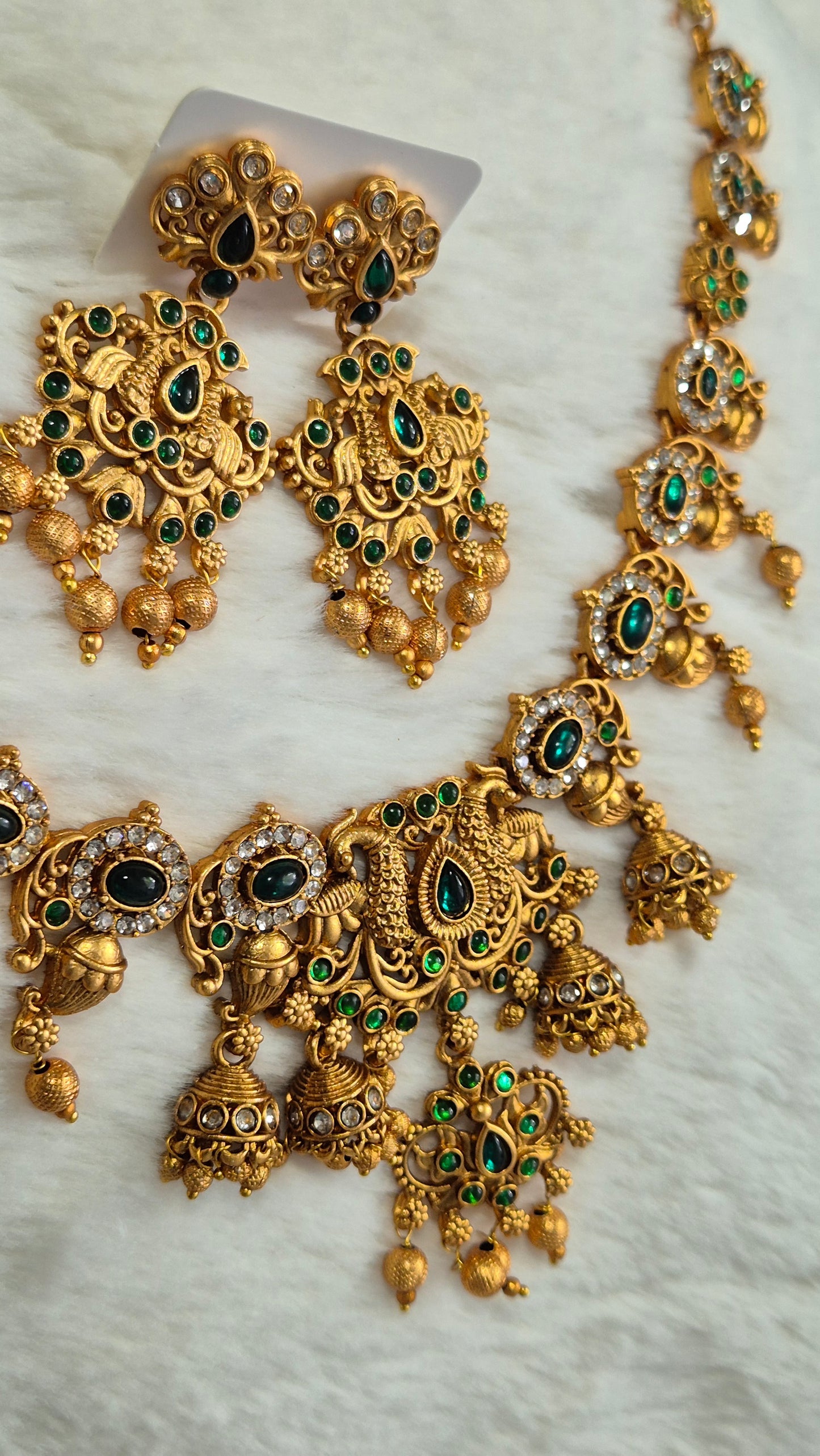 Regal Green Necklace