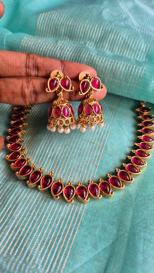 Reversible Manga Choker